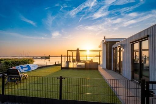 Luxus Cube Meerblick Veluwemeer Am Strand In Erster Reihe Hulshorst Exterior foto